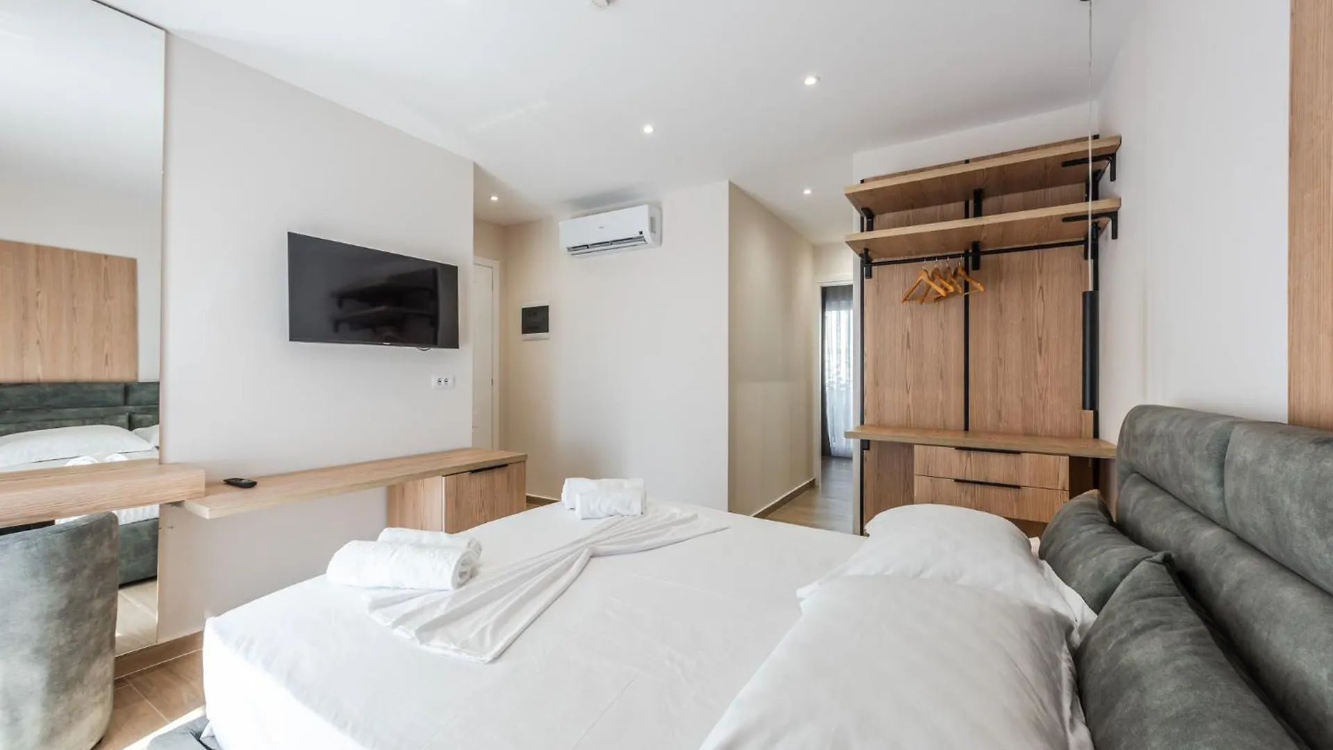 Sea La Vie Suites Golem  0*, Golem (Tirana) Albanien