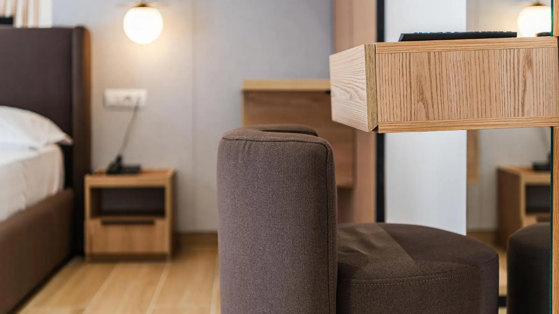 Sea La Vie Suites Golem  Hotell