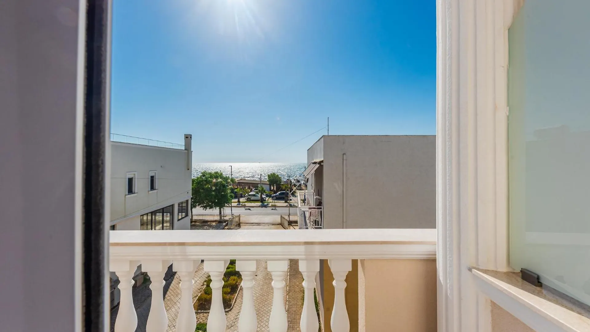 Hotell Sea La Vie Suites Golem