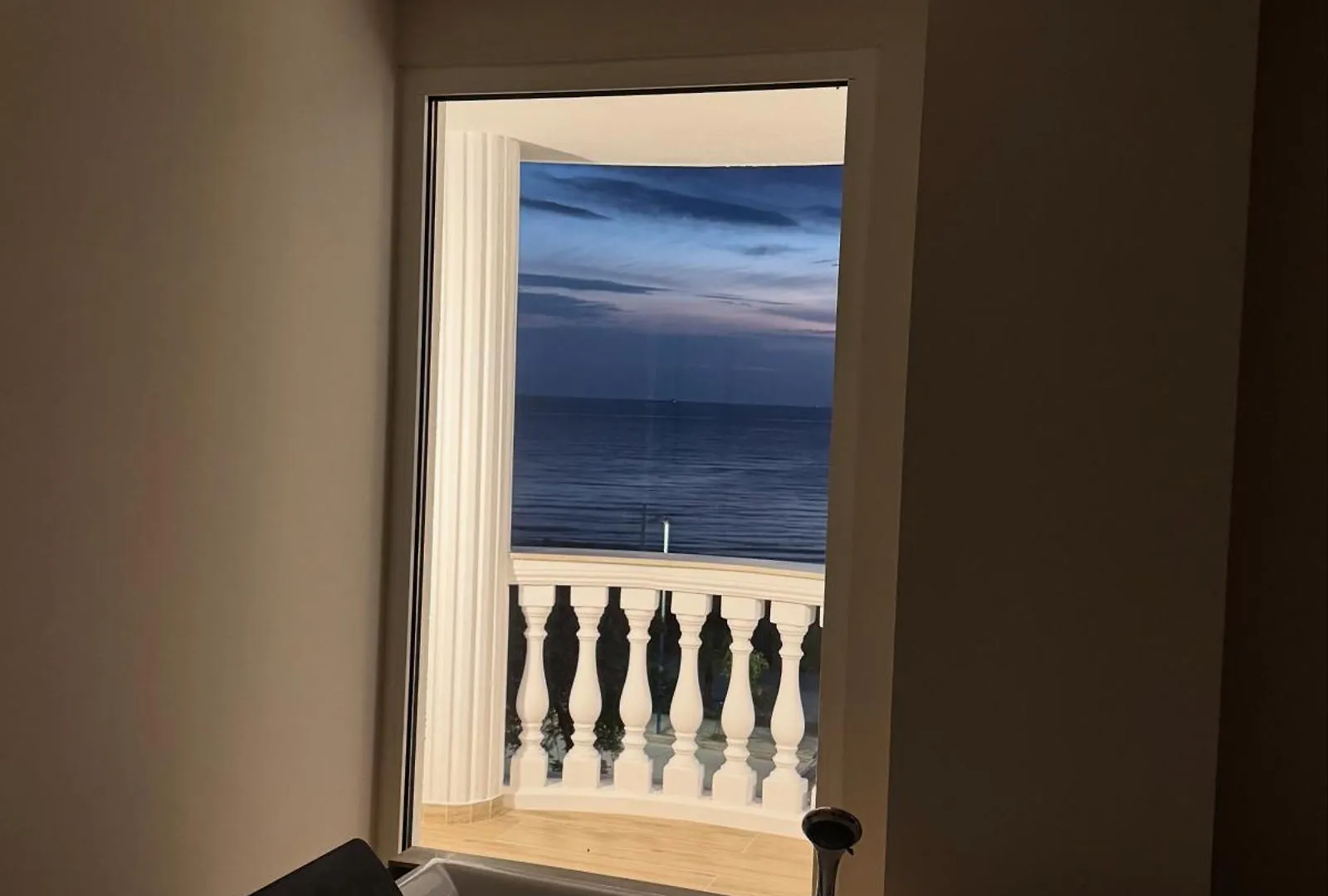 Sea La Vie Suites ゴーレム